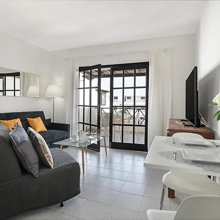 Apartment Casa Marina 14 *